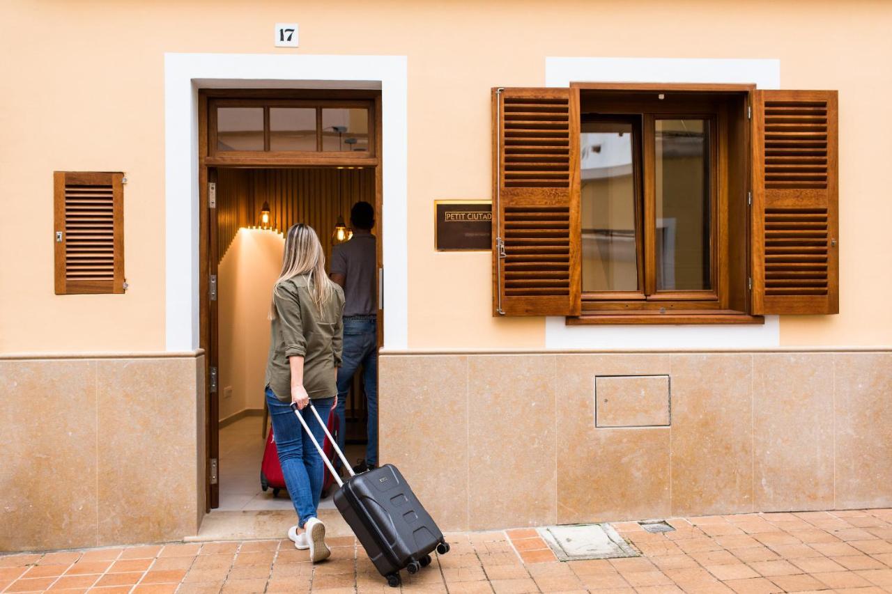 Sagitario Petit Ciutadella Hotel Ciutadella  Kültér fotó